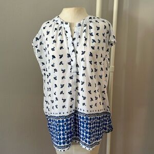 Roller Rabbit sleeveless top size small